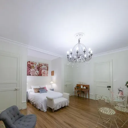 Le Jardin Des Lys 4*