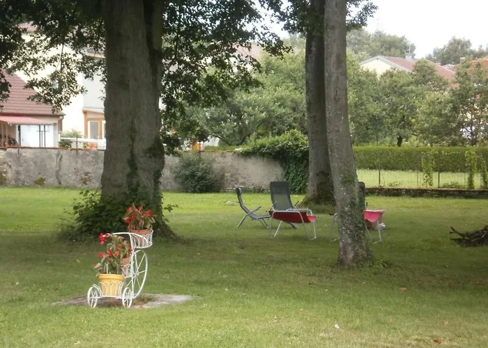 Bed & Breakfast Le Jardin Des Lys Gemmelaincourt