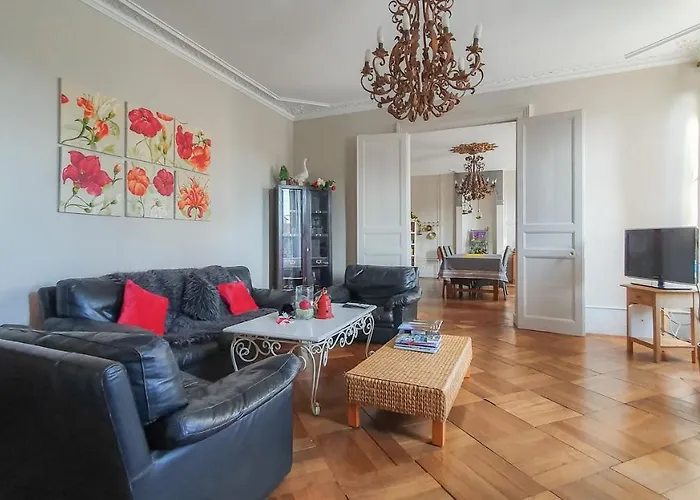 Le Jardin Des Lys Bed & Breakfast Gemmelaincourt